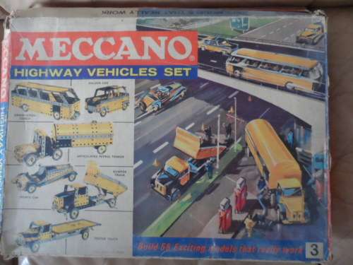 VINTAGE MECCANO HIGHWAY VEHICLES SET NO. 3