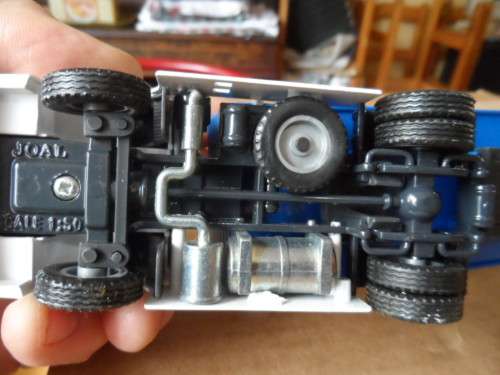 Joal 1:50 Volvo FH12-420 With Trailer  [MX3]