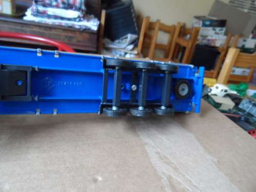 Joal 1:50 Volvo FH12-420 With Trailer  [MX3]