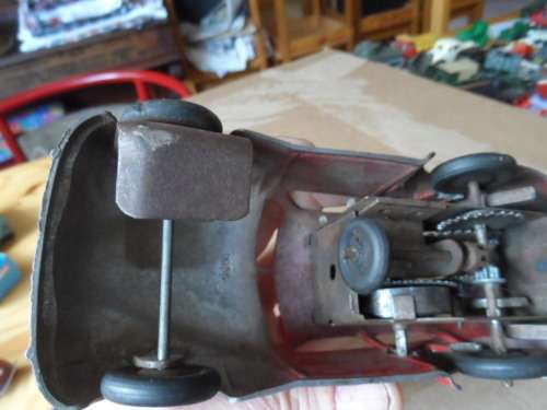 Slik Lansing 9600 Aluminum -Car Vintage   -RARE WINDUP MODEL