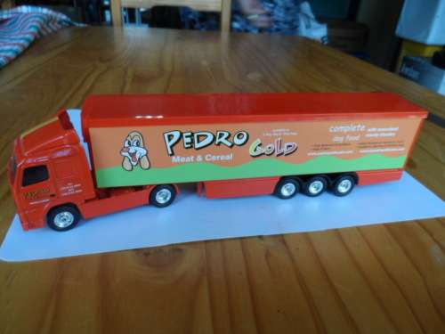 CORGI Superhaulers Pedro gold 86715  [M41]