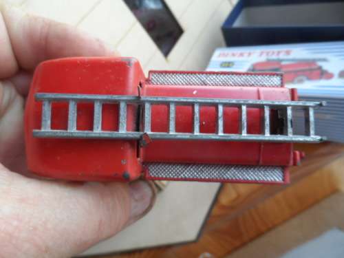 Vintage 32E Dinky Toys Berliet  Fire Engine , Made In France [M29]