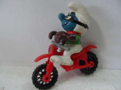 SMURF MOTORCYCLIST