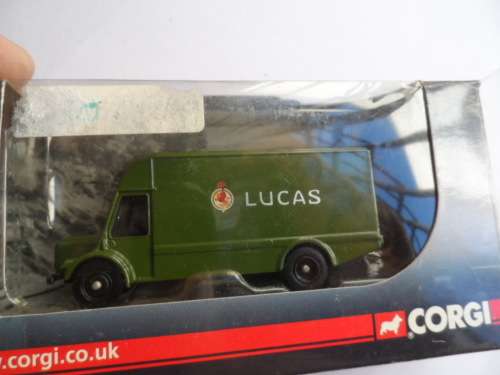 CORGI TRACKSIDE  NODDY VAN LUCAS  [M307]