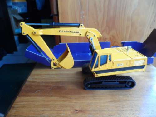 Joal Caterpillar Cat 225 Hydraulic Excavator Ref. 216