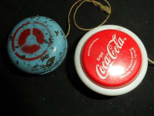 Vintage coke professional and tinplate yoyo