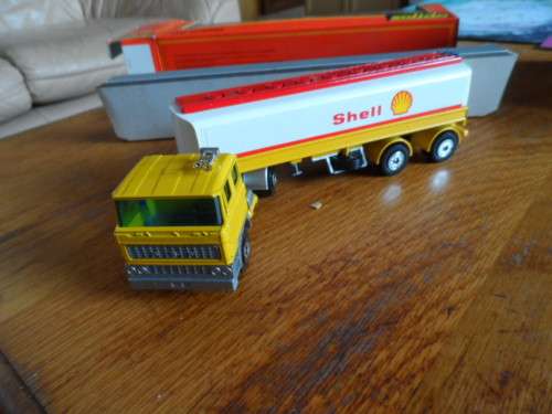 SOLID0 ARTICULATED DAF FUEL TANKER  `SHELL`     [M313]