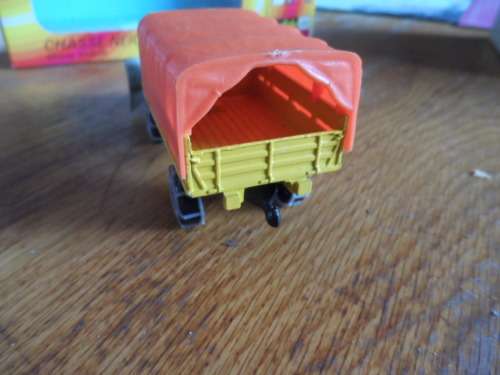 SLIDO SNOWPLOUGH TRUCK, CHAINS ON TYRES  [M31]
