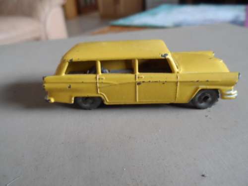 Vintage Matchbox Lesney 1957 #31 American Ford Customline Station Wagon