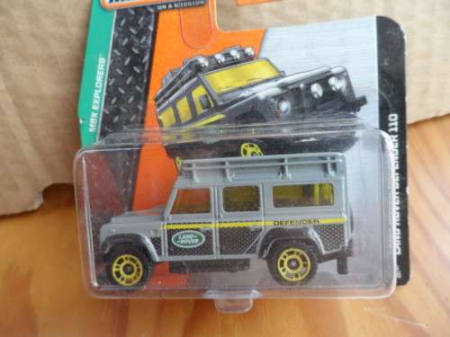 Matchbox 1:64 Land Rover Defender 110- 2013 issue          [m76]