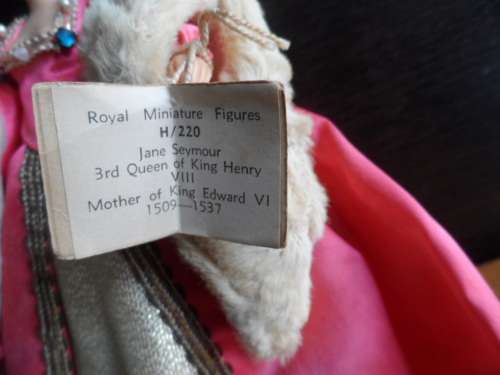 Peggy Nesbit  King Henry VIII  and His wives one bid for all
