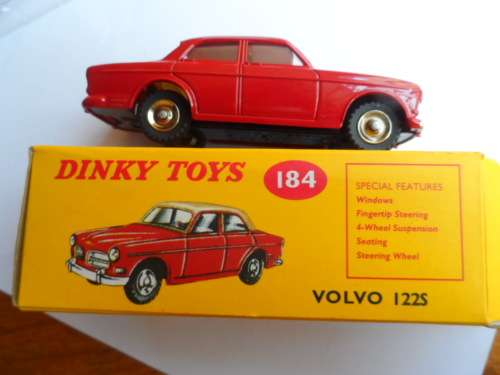 DINKY VOLVO 122S REPRO [M300]