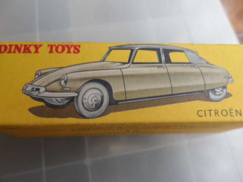 DINKY  CITOEN SD 19 REPRO [ M37]