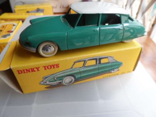 DINKY  CITOEN SD 19 REPRO [ M37]
