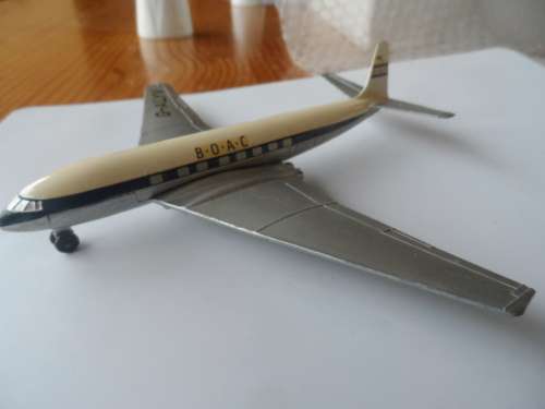 DINKY 999 DEHAVILAND COMET