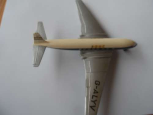 DINKY 999 DEHAVILAND COMET