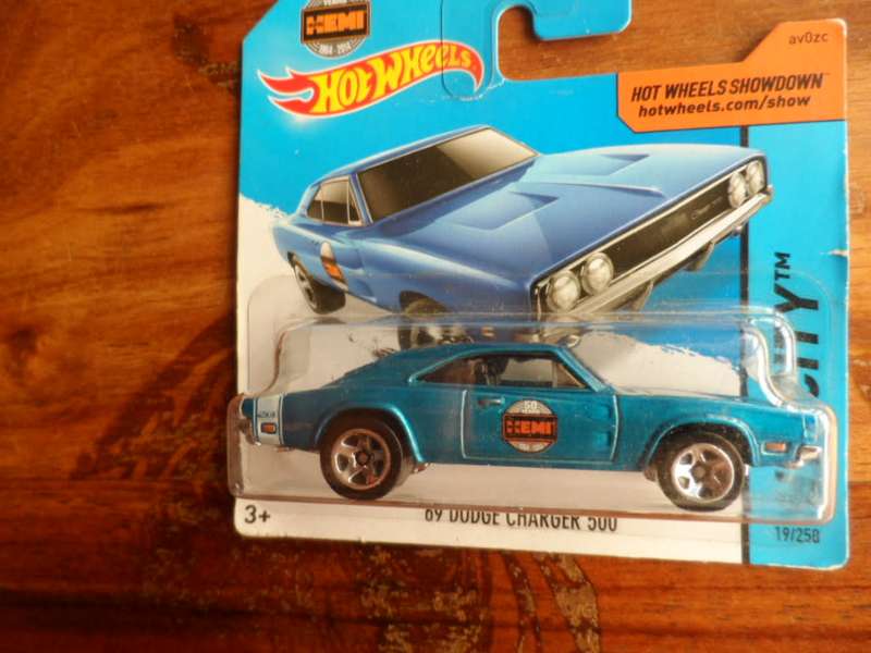 Hot Wheels HW City 69 Dodge Charger 500  [M200]