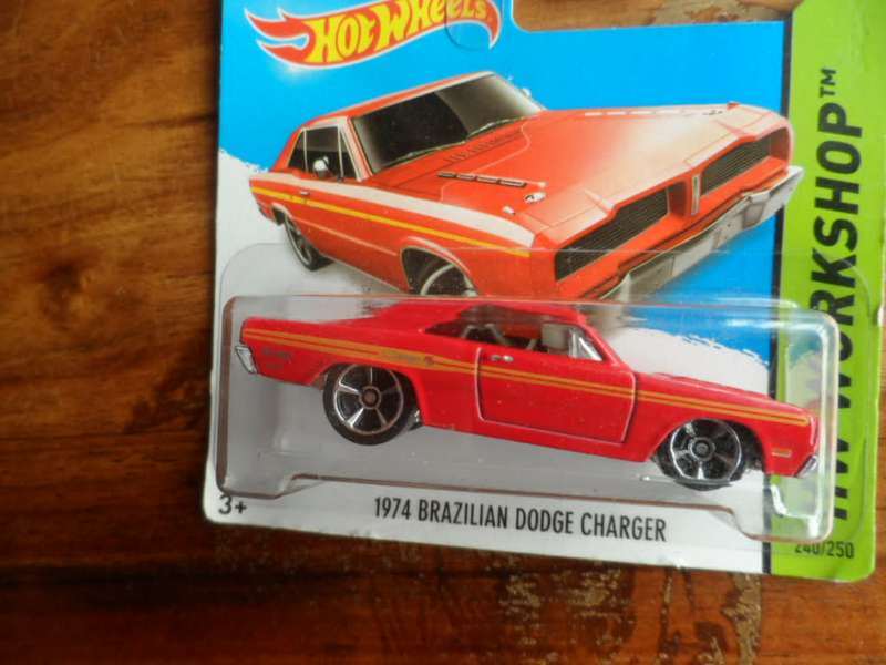 2014 Hot Wheels #240 HW Workshop-Muscle Mania `74 BRAZILIAN DODGE CHARGER  [M200]