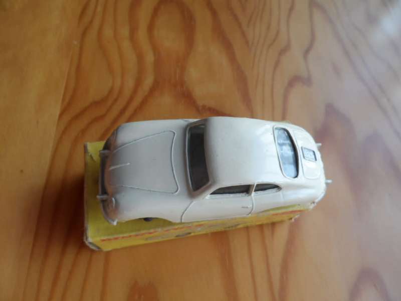 ORIGINAL MECCANO MADE IN ENGLAND Dinky 182 Porsche 356a Coupe -  Excellent In  Original Box  [D24]