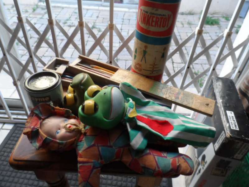 Vintage toys lot.  two frog hand puppets wooden pencil box with crayons catpill tin etc softbody dol
