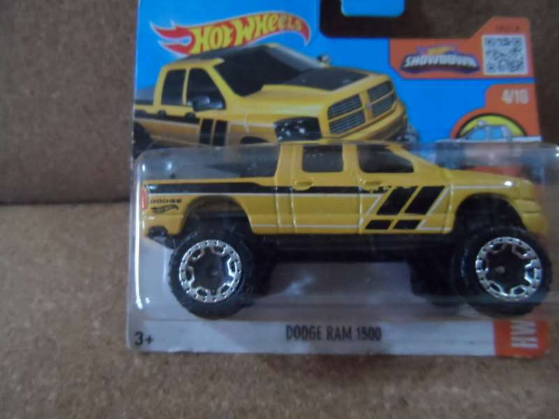 2016 Hot Wheels HW Hot Truck Dodge Ram 1500 Yellow 4/10     [m55]