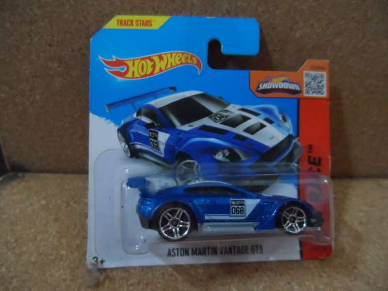 Hot Wheels Aston Martin Vantage GT3     [M54]