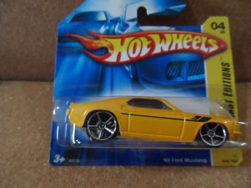 HOT WHEELS `69 FORD MUSTANG 1969 1/64  2007 FIRST EDITIONS # 04/36 YELLOW   [m54]