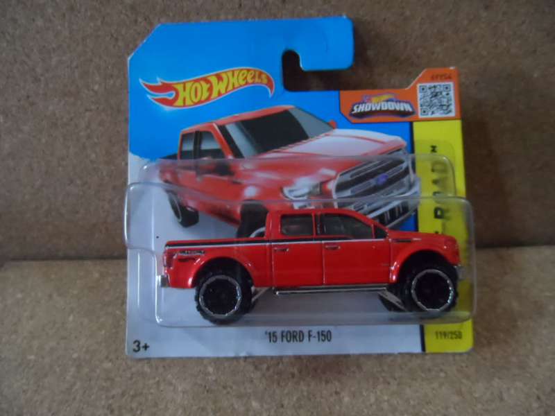 2016 Hot Wheels HW RIDE-ONS 3/5 Fig Rig    [m54]