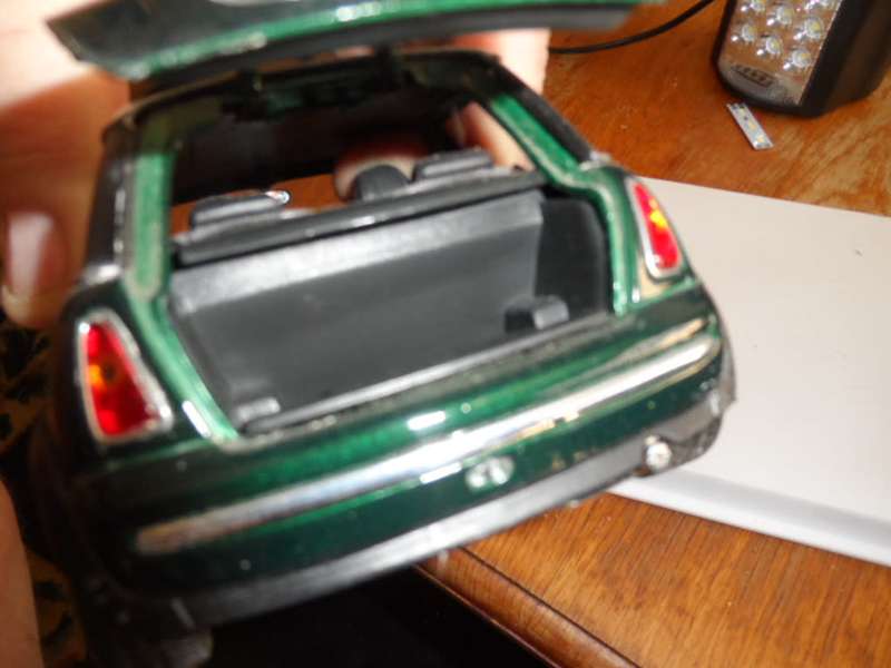 MAISTO 1/18 MINI COOPER UNBOXED