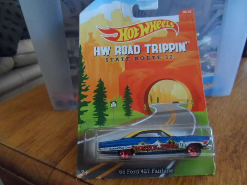 Hot Wheels HW Road Trippin` State Route 12 `66 Ford 427 Fairlane 16/32 B36  [M53]