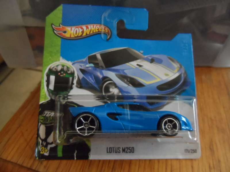 Hot Wheels LOTUS M250   [m57]