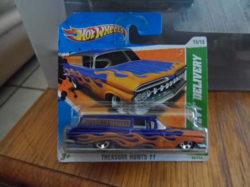 Hot Wheels 2011 Treasure T-Hunt 15/15 `59 Chevy Delivery Sealed In Short Card    [m58]