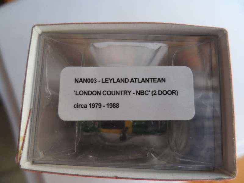 N GAUGE LEYLAND ATLANTEAN `LONDON COUNTRY`  CIRCA 1979 TO 1988   [D24]