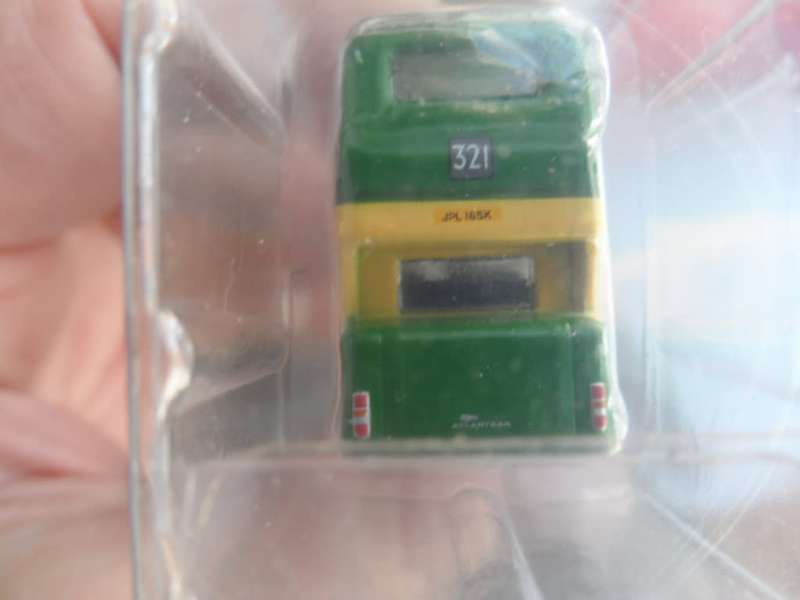 N GAUGE LEYLAND ATLANTEAN `LONDON COUNTRY`  CIRCA 1979 TO 1988   [D24]