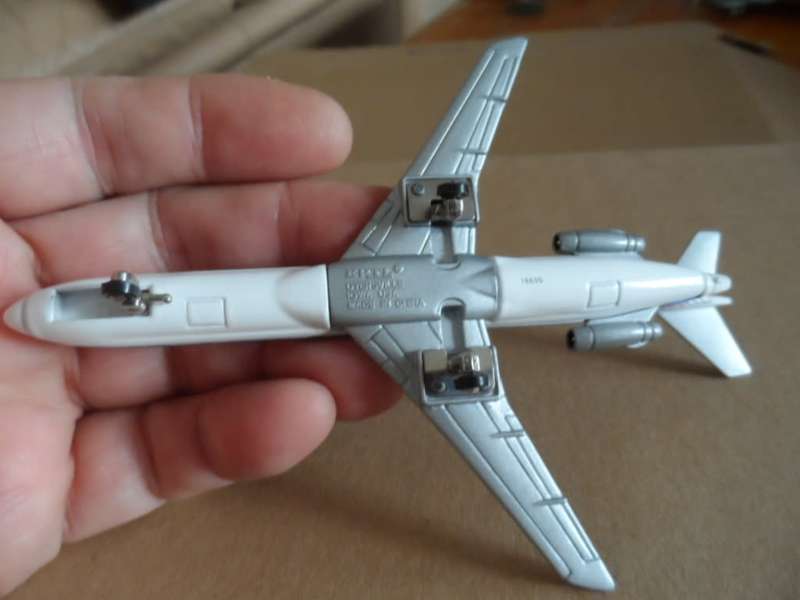 ertl 1660g united airliner
