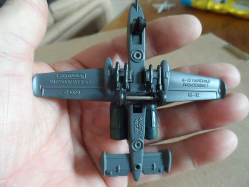 MATCHBOX VINTAGE SKYBUYSTER SB-32 A-10 FAIRCHILD THUNDERBOLT