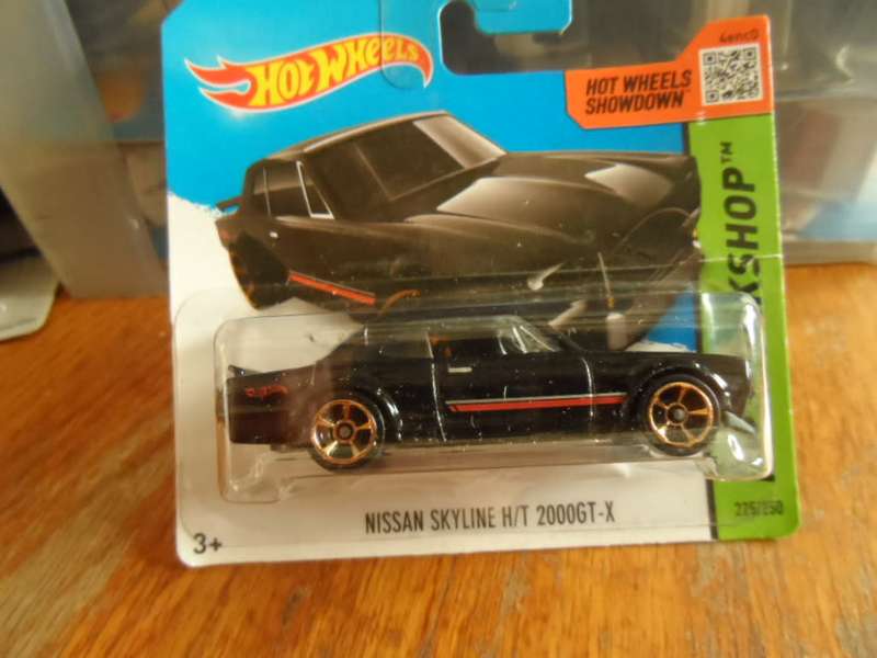 Hot Wheels Hw Workshop Nissan Skyline H/T 2000GT-X, 225/250 Black  [m52]