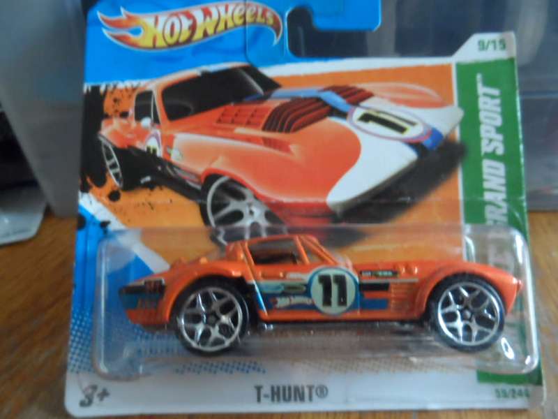 Hot Wheels Treasure Hunt Corvette Grand Sport  sealed short card [m52]