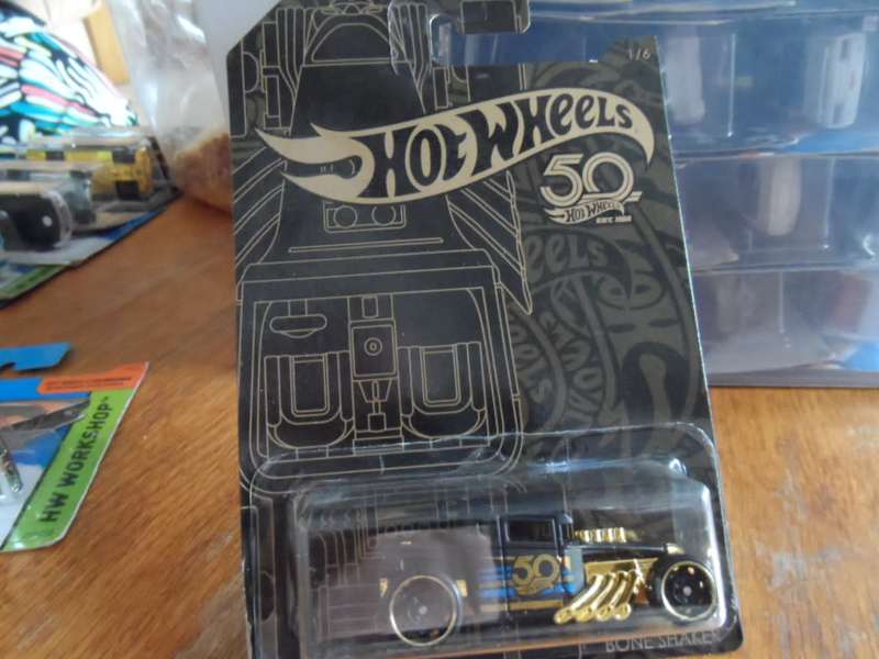 2018 HOT WHEELS 50TH ANNIVERSARY BONE SHAKER BLACK AND GOLD-sealed long card- [m50]