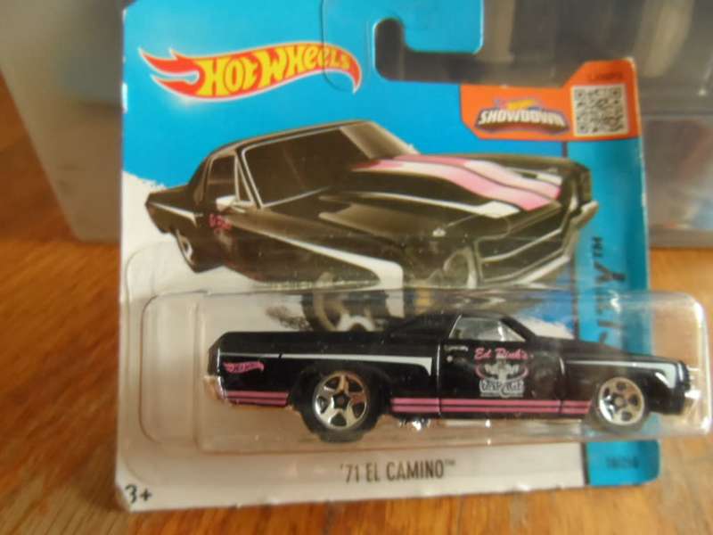 2015 Hot Wheels HW City `71 El Camino #18 Of 250- sealed short card-[m50]