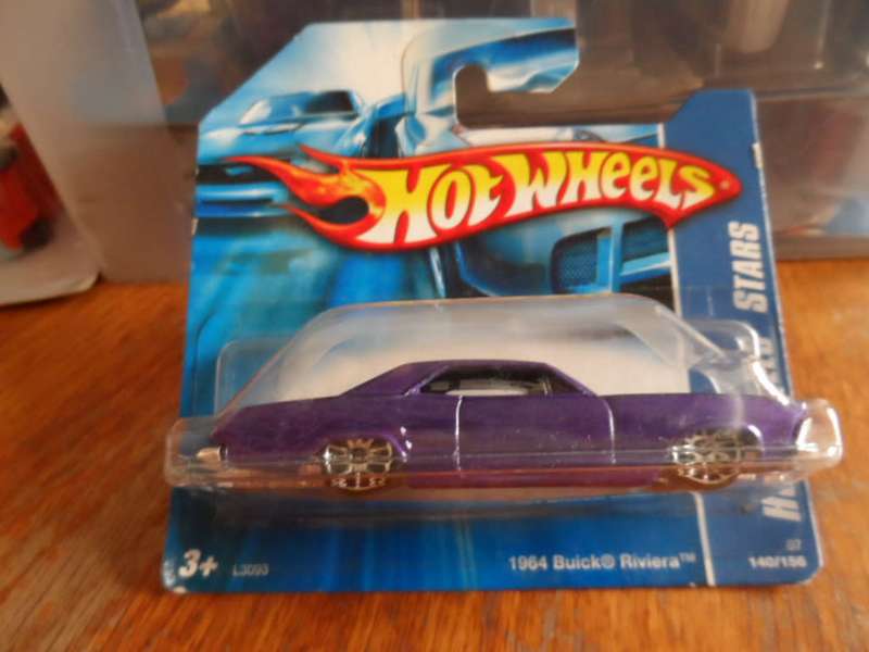 Hot Wheels ~ 2007 ALL STARS ~ 1964 Buick Riviera ~ Purple ~SEALED short card-[m50]