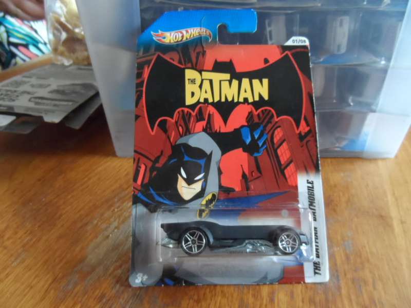 HOT WHEELS!The Batman:Batmobile  2012  01/08 -sealed long card-[m49]