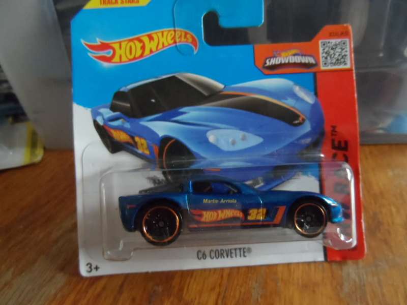 Hot Wheels 2005 Chevy C6 Corvette. HW Race: -sealed short cae\rd-[m49]
