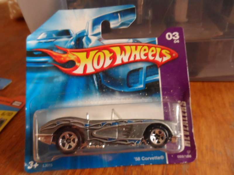 2007 Hot Wheels Engine Revealers 58 Corvette 03/04-sealed short card-[m48]