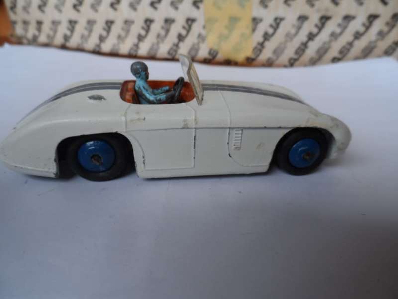 Vintage Dinky Toys Cunningham C-5R No. 133, repainted  [d24]
