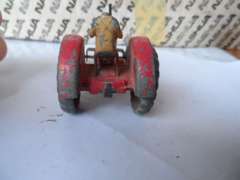 Dinky Toys Massey Harris Tractor  [[D12]