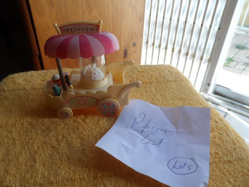 Sylvanian original popcorn cart