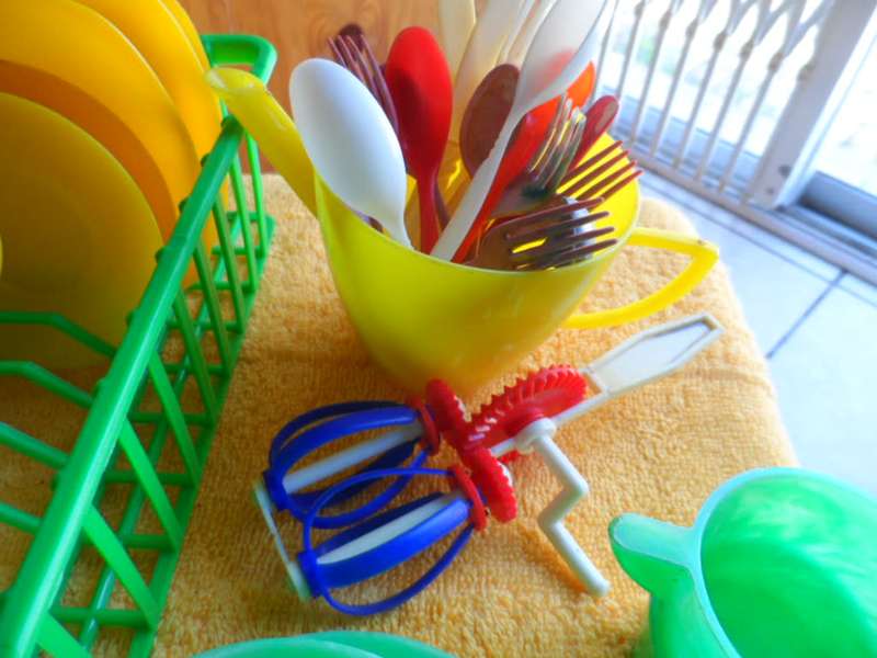 Awesome Prima plastic dry rack and cups and saucers cutlery etc