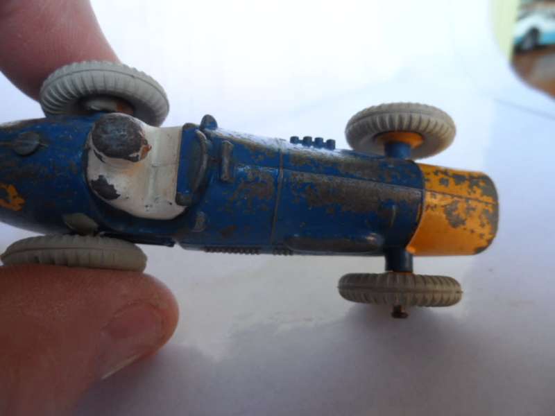 Vintage Dinky 234 Ferrari Racing Car  [m23]