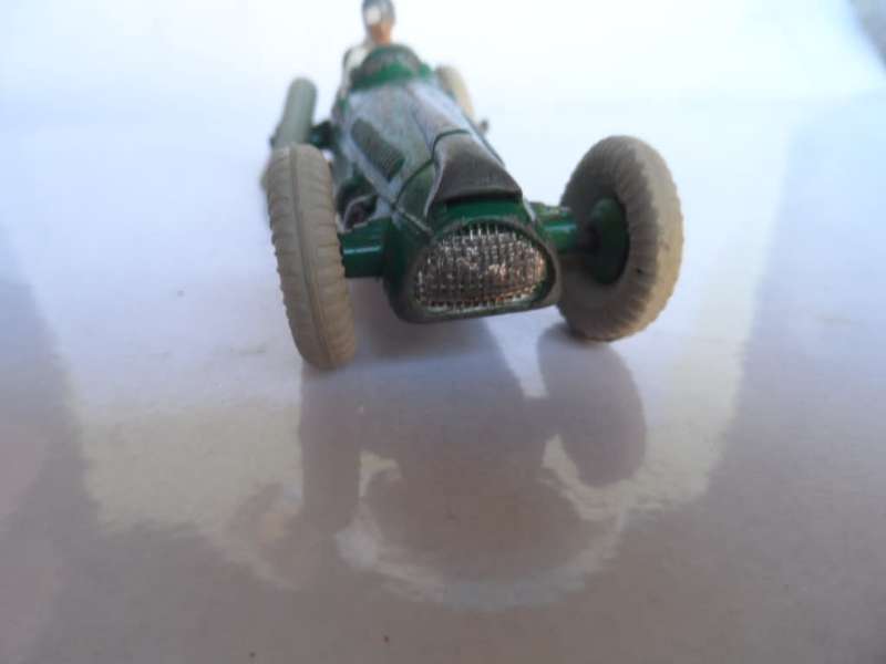 ORIGINAL VINTAGE DINKY TOYS 233  COOPER BRISTOL RACING CAR MODEL #6 GRN  [m22]